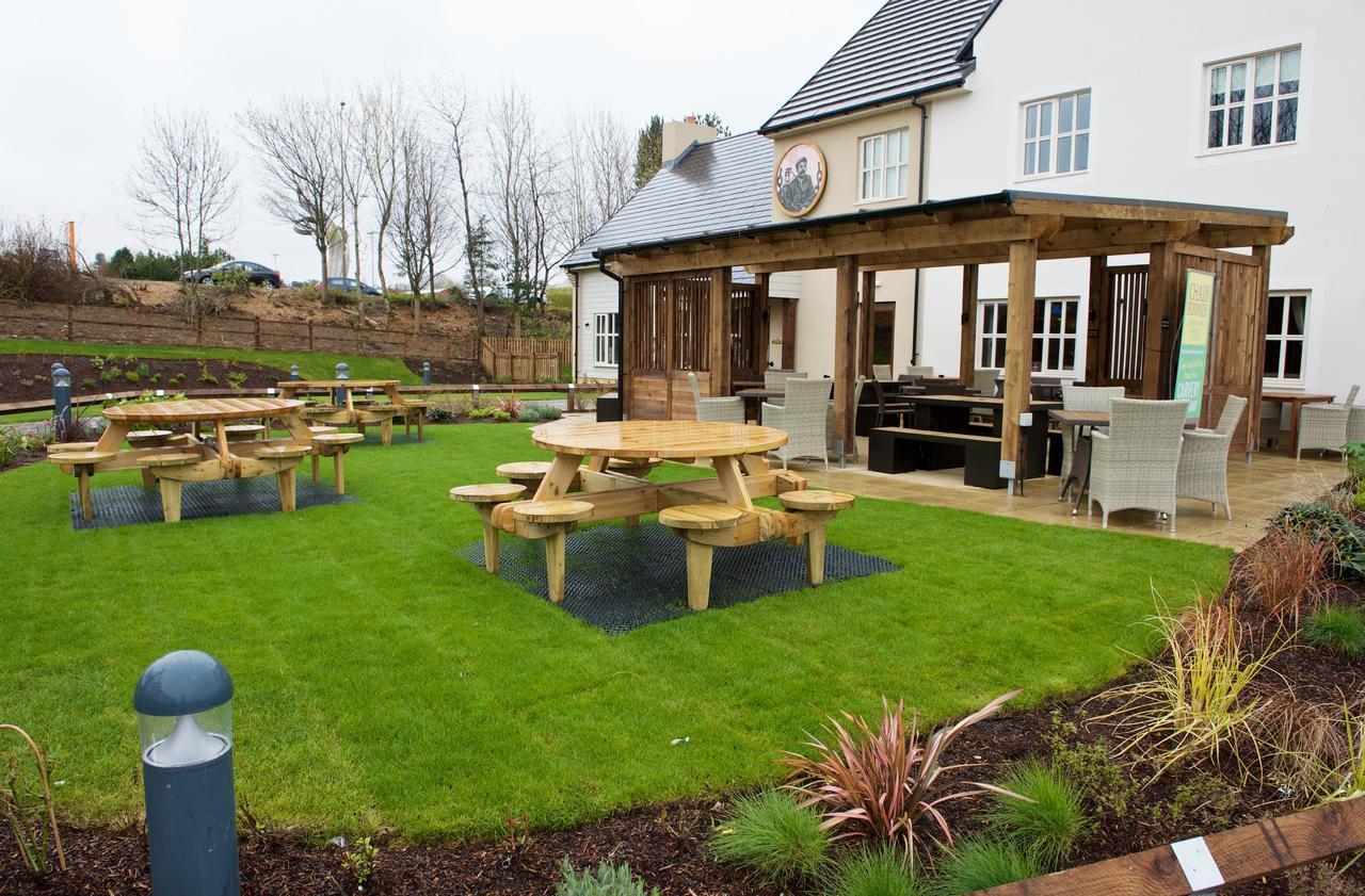 Chain Runner, Livingston By Marston'S Inns Exterior foto